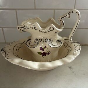 Vintage Cream Arnels 2 piece Pottery Pitcher And Basin Set